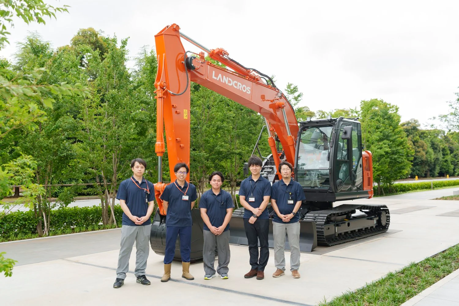 日立建機株式会社 インタビュー集合写真